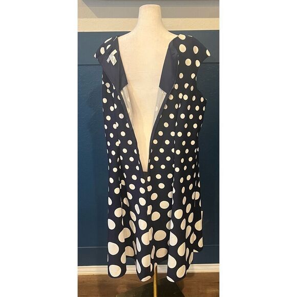 London Times Women's Cap Sleeve Fit and Flare-Elegant Summer Dress - Picture 6 of 8